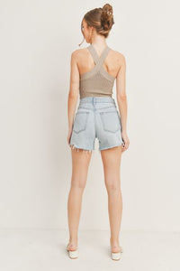 DISTRESSED HEM SHORT