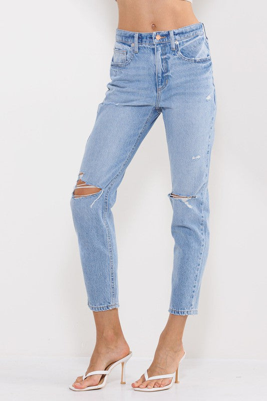 HIGH RISE 90'S SKINNY JEANS WITH KNEE DISTRESSING