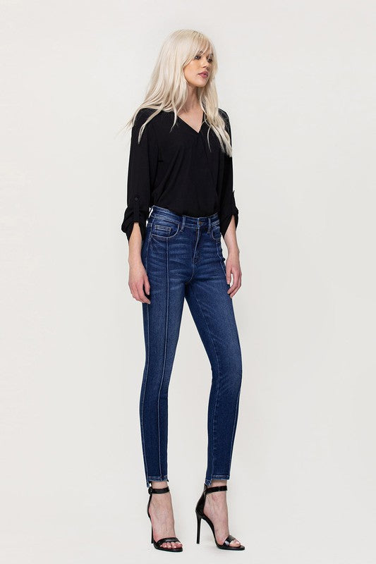 HIGH RISE ANKLE SKINNY W FRONT SEAM AND UNEVEN HEM